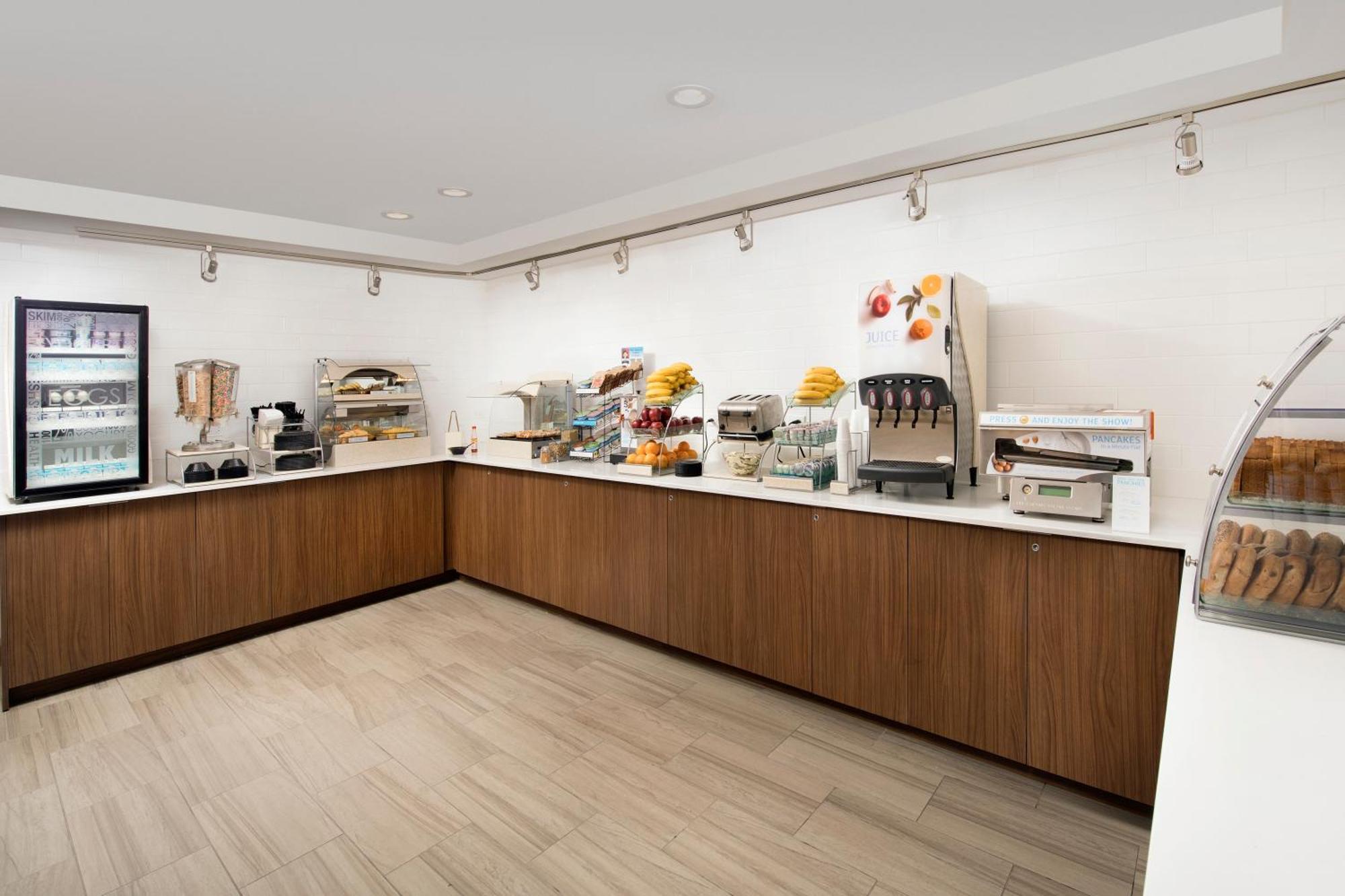 לינטיקום Holiday Inn Express & Suites Baltimore - BWI Airport North By Ihg מראה חיצוני תמונה